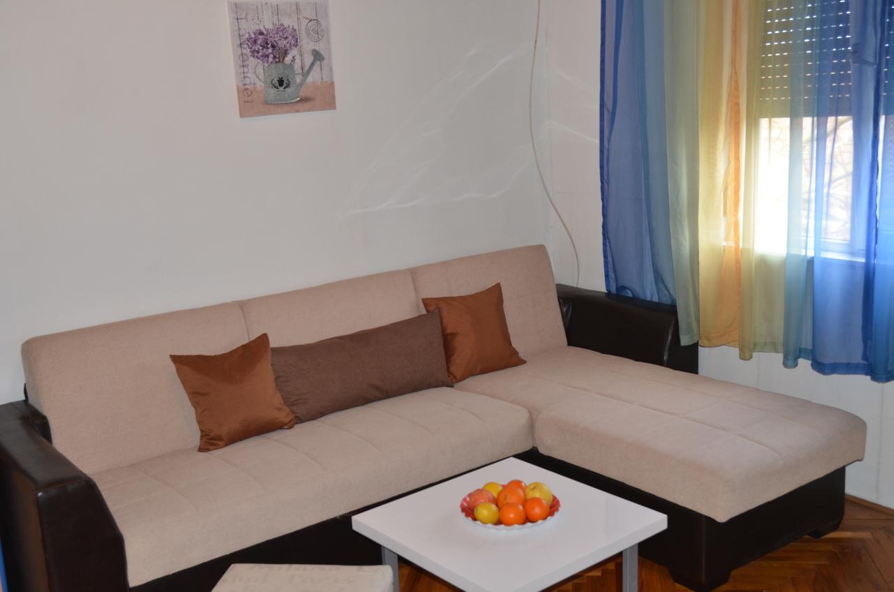 Rooms Mila Rezovac Экстерьер фото